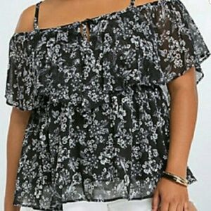 FINAL SALE TORRID cold shoulder blouse